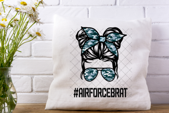 Air Force Brat Girl: A Typeface for Authentic Military Life Stories